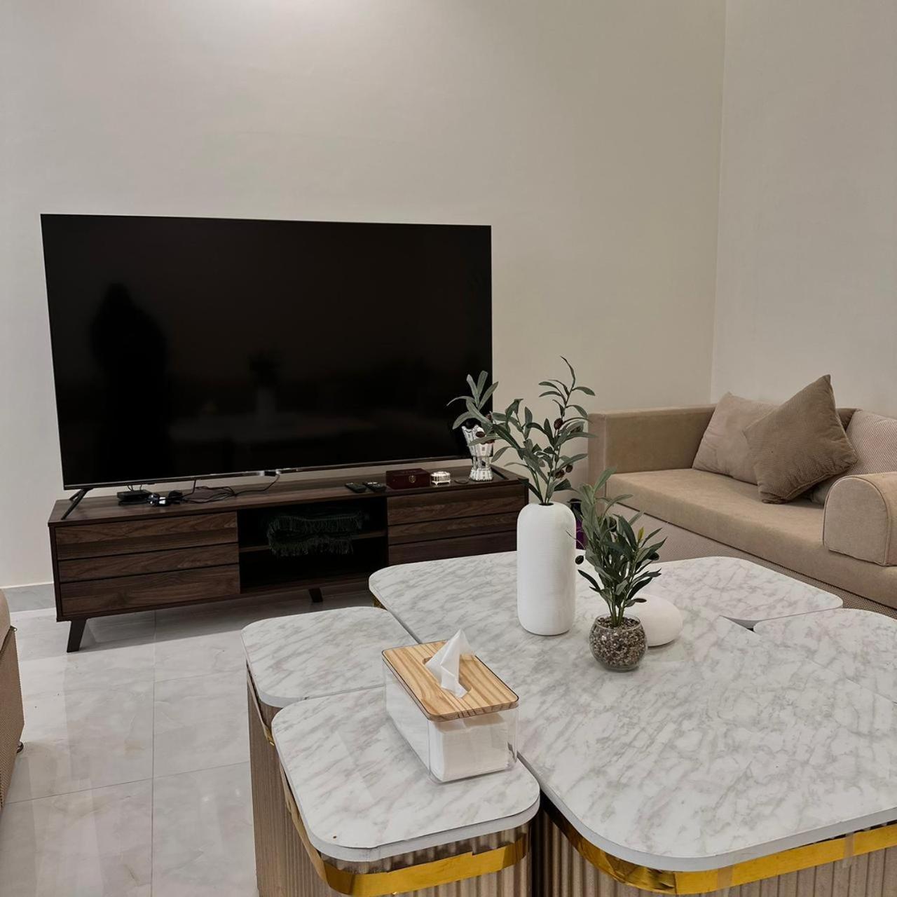 منتجعات رغيد الفندقية الزهرة